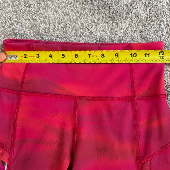 Athleta Rainier Printed Tight Size XS Brilliance Warm Pink Purple 24 x 26 - Picture 10 of 16